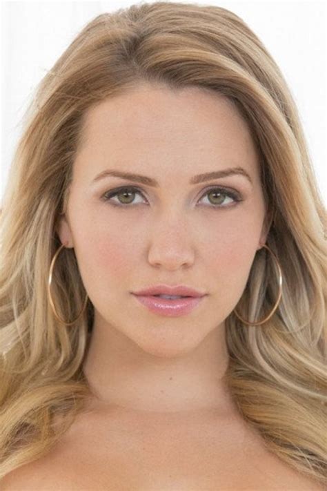 Mia Malkova Brazzers Profile 